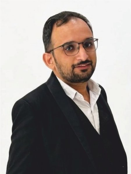CS Sumit Bajaj